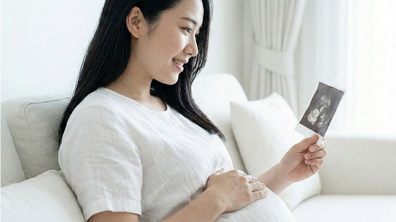 Interpretation of thyroid hormone levels (TSH, Free T4) specifically for pregnancy planning and prenatal care.